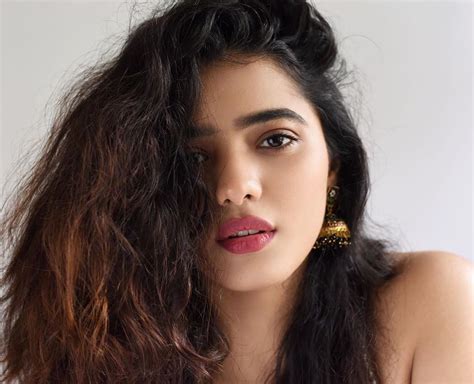 Ketika Sharma: Age, Height, Spouse, Family, Wiki & Intriguing。